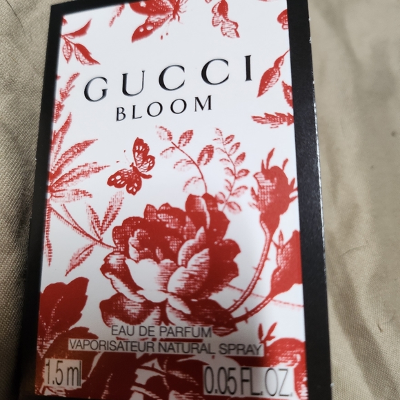 Gucci Bloom - Picture 2 of 4